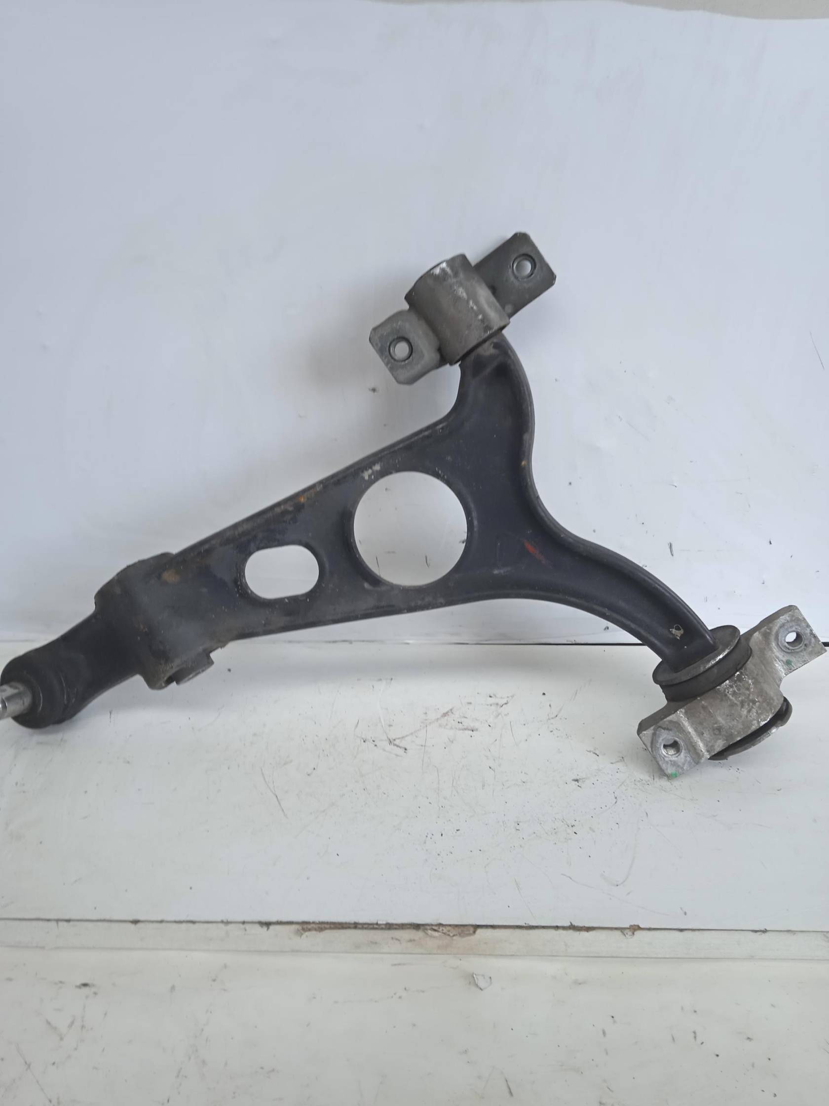 Braccio oscillante inf. sosp. ant. dx.